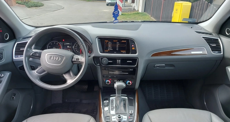 Audi Q5 cena 72000 przebieg: 114362, rok produkcji 2016 z Poznań małe 106